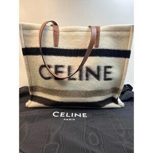 Celine Women Pre-Loved Bag Very Good Condition